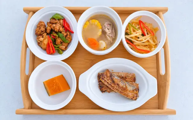 Ribbonfish, pepper chicken, shredded potato, pork-bone vegetable soup and pumpkin